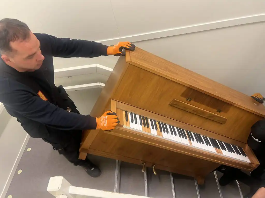 Kaste piano