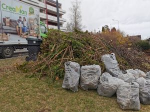 kaster av hageavfall